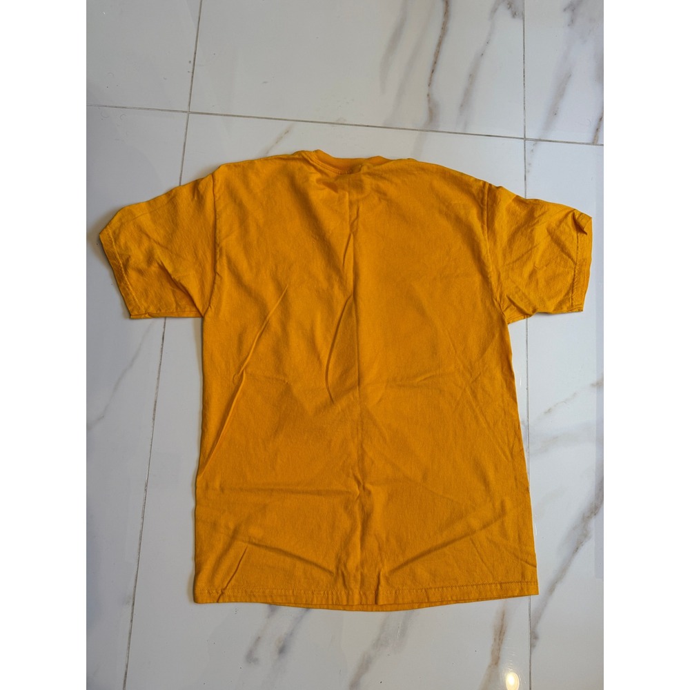 Vintage LA Lakers 2002 NBA Champions‎ Sweet Repeat Press-Telegram T-Shirt Gold - Picture 7 of 7
